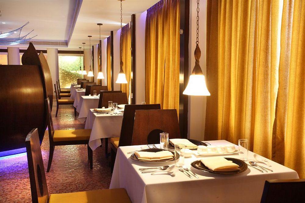 Radisson Blu Kochi Hotel Restaurante foto